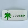 Sticker rectangulaire avec logo CDUCBD représentant une feuille stylisée de chanvre en forme de fiole de laboratoire.