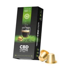 Boîte de capsules de café au CBD, contenant 10 capsules en aluminium. L’emballage noir et vert indique une intensité de 9 et un dosage de 10 mg de CBD par tasse, avec un total de 100 mg de CBD.