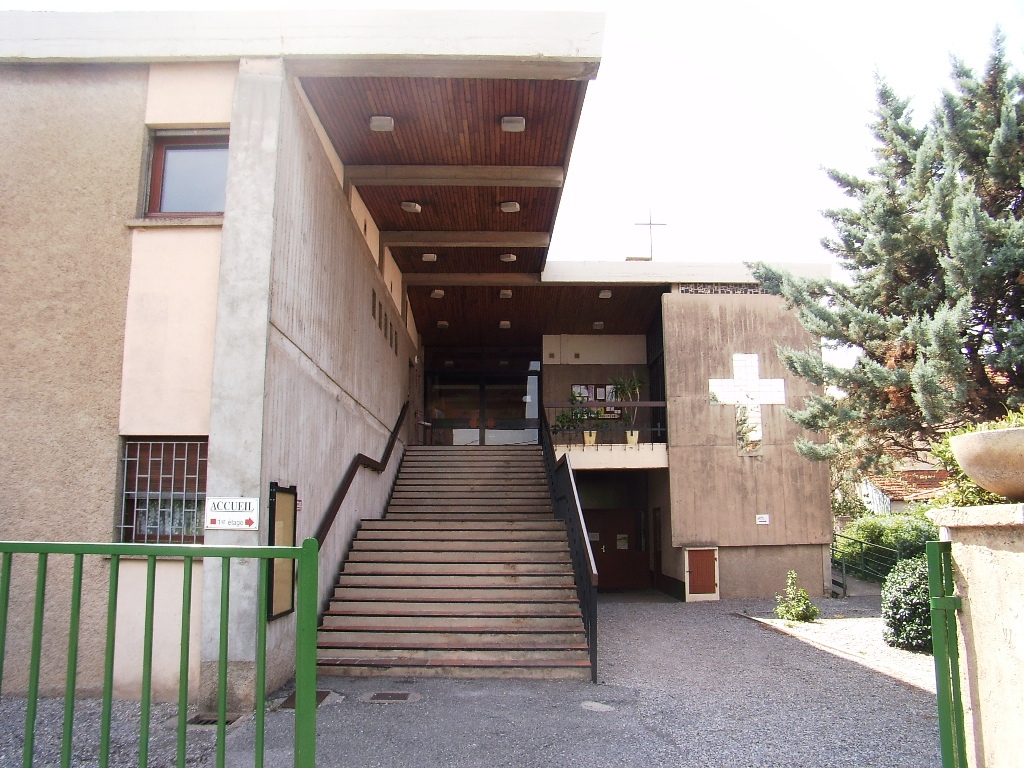 EgliseSacréCoeurFréjus.JPG