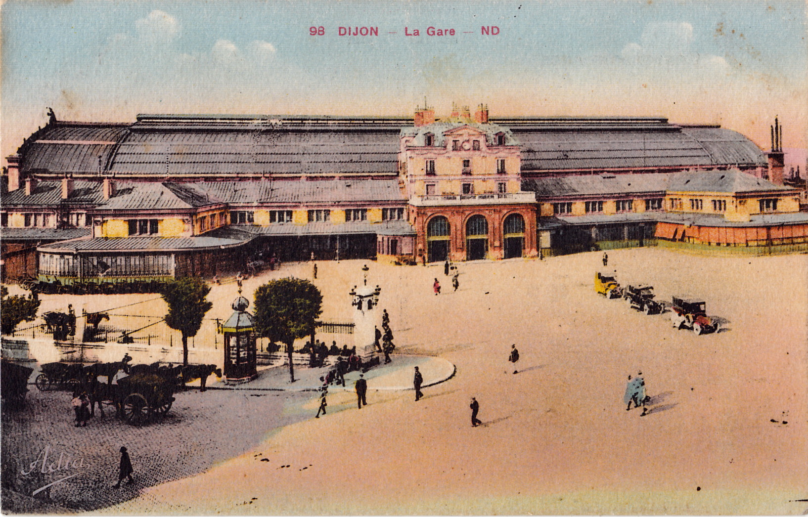 ND 98 - DIJON - La Gare.jpg
