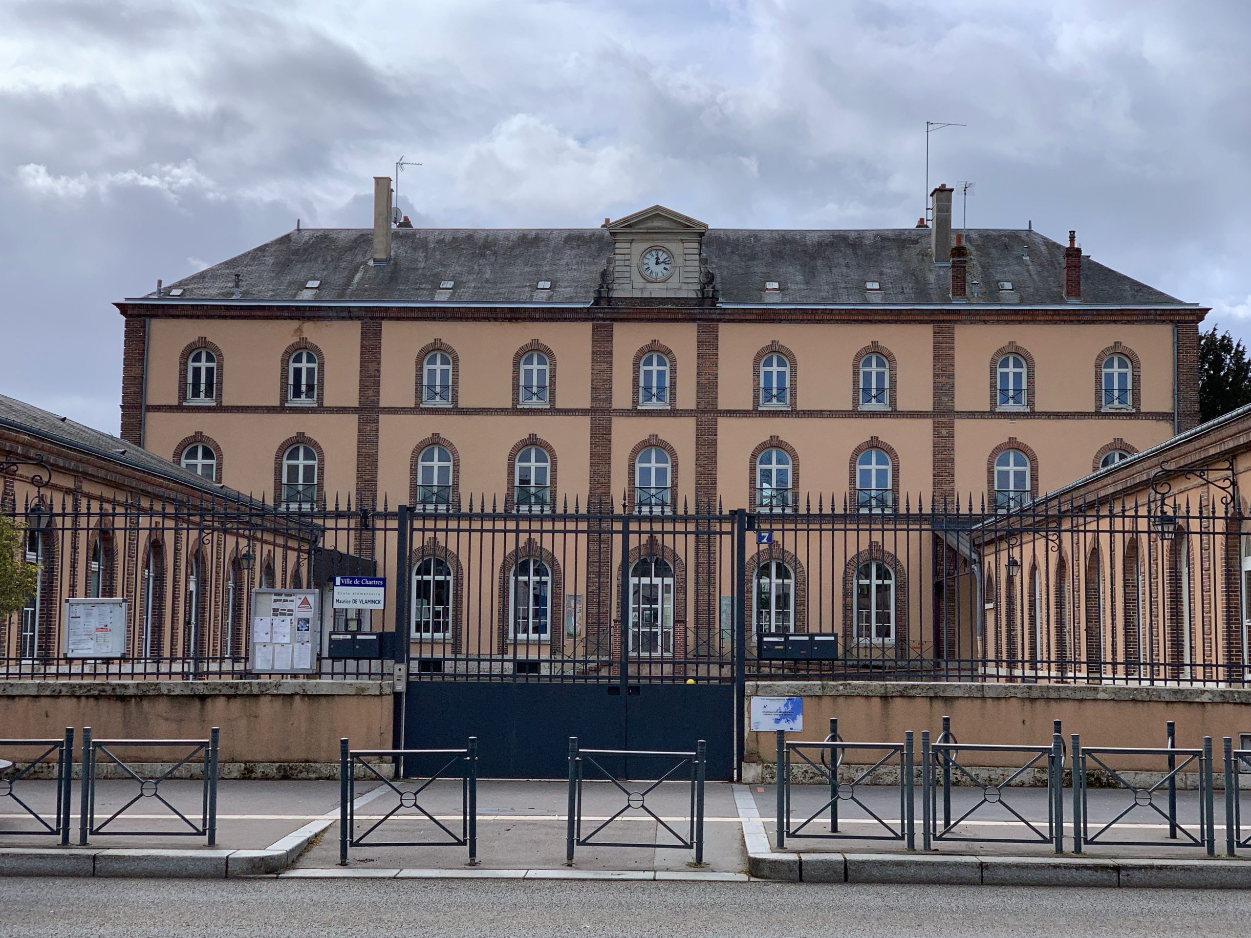 École Élémentaire Application Maurice Vlaminck - Chartres (FR28) - 2021-03-14 - 1.jpg