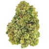 Fleurs CBD sur fond blanc, aux nuances vertes éclatantes, parsemées de pistils orange foncé
