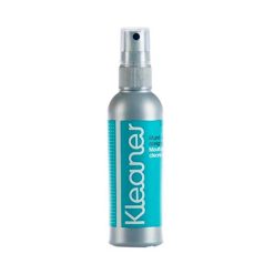 Bouteille en métal argenté de spray "Kleaner", étiquetée "Mouth cleaner" pour nettoyer la bouche, avec un bouchon pulvérisateur.