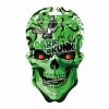 Emballage vert en forme de tête de mort avec le logo "Dark Skunk" et une puff illustrée.