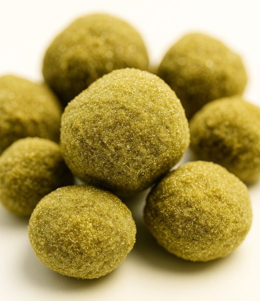 Moonrocks CBD ou CBDX, petites boules recouvertes de pollen, à l’aspect poudreux et irrégulier.